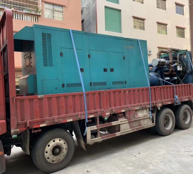秦淮如何在不同负载率下确保 400KW 柴油发电机组的正常运行？